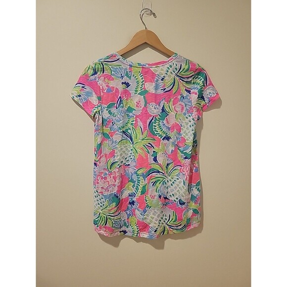 Lilly Pulitzer Etta V-Neck Top in Pink Raise The Bar Pineapple Print S Preppy - Picture 4 of 8